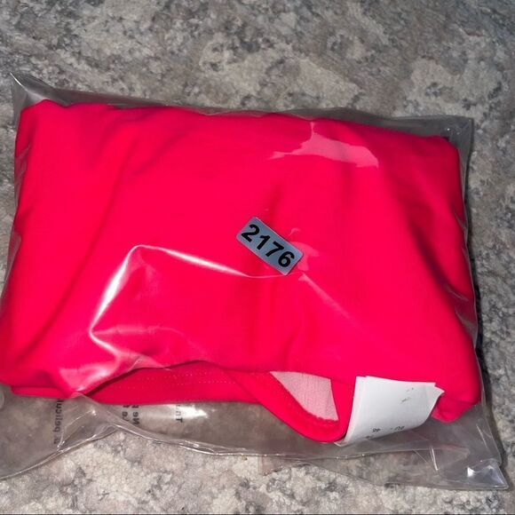 🏷️ 5 for $25 - BOOHOO Bikini Bottom NWOT - Picture 5 of 5